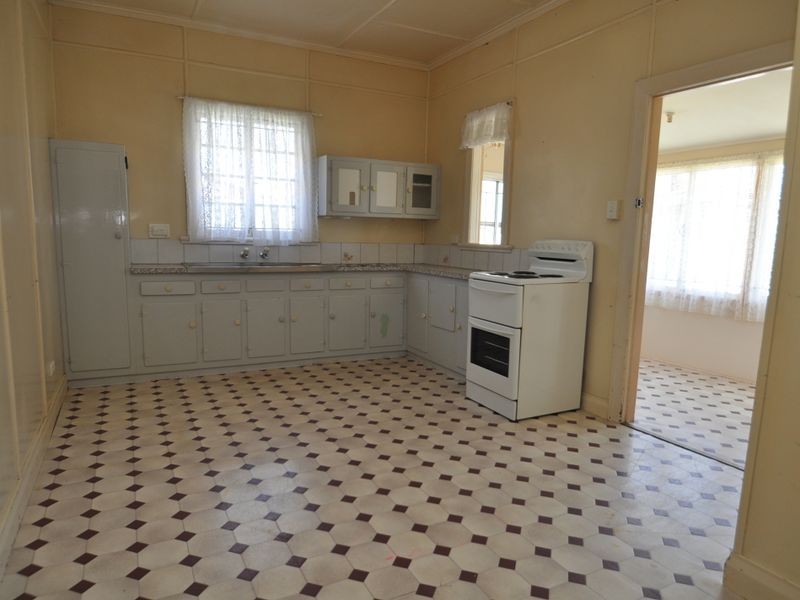 44 Berrimilla Street, Manly West QLD 4179