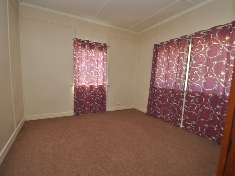 44 Berrimilla Street, Manly West QLD 4179