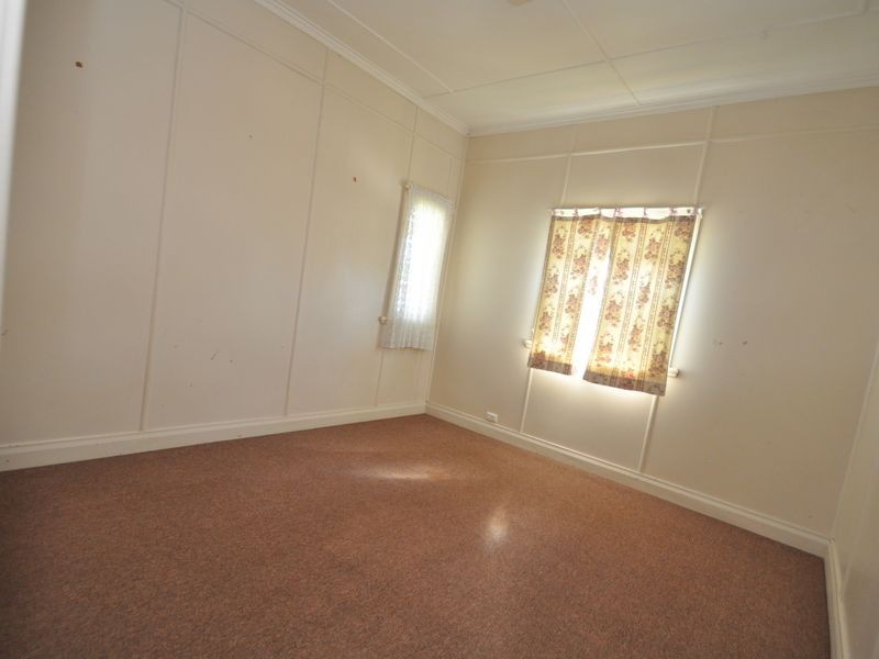 44 Berrimilla Street, Manly West QLD 4179