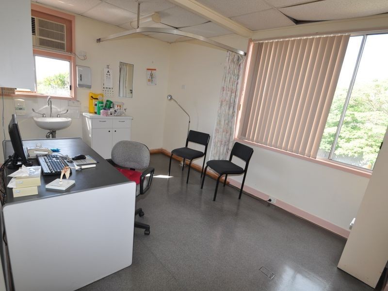 12 Manly Road, Manly QLD 4179