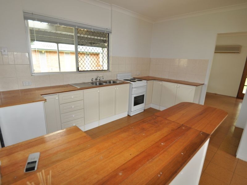 103 Railway Parade, Thorneside QLD 4158