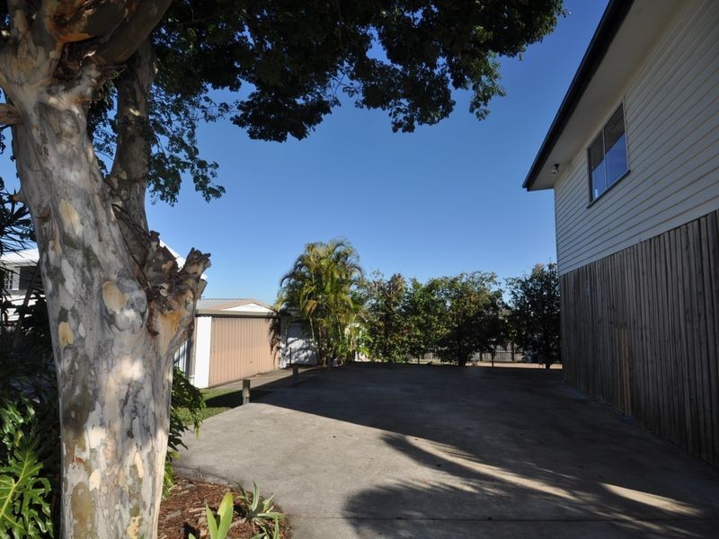 22 Roseneath Parade, Wynnum West QLD 4178