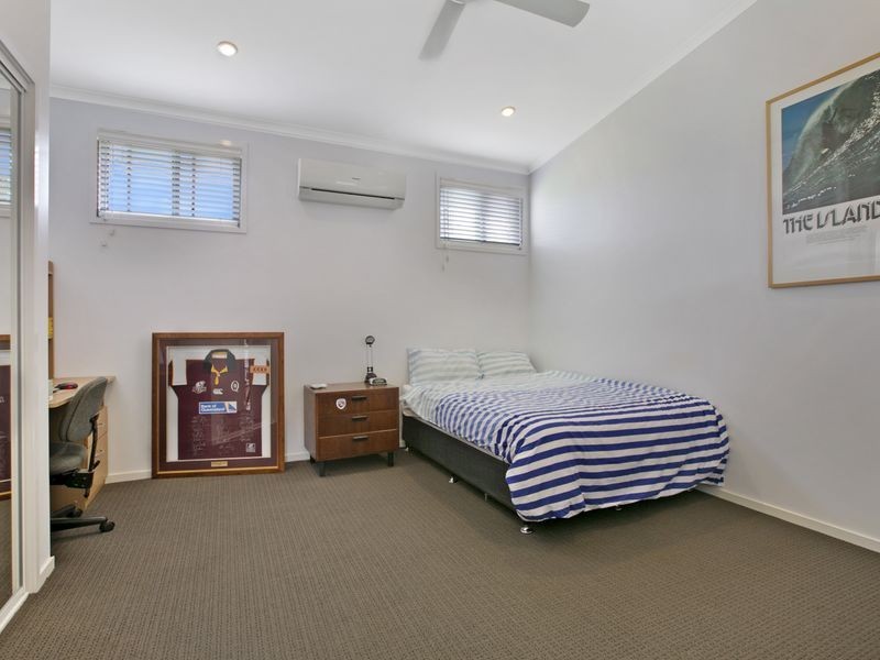 24 Cobar St, Lota QLD 4179