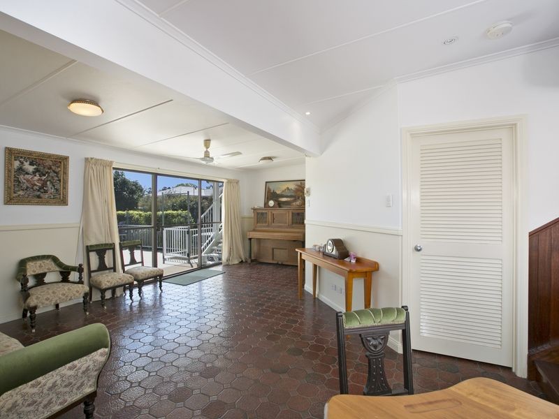 176 Wynnum North Road, Wynnum QLD 4178