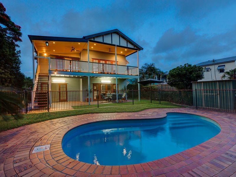 21 Carlton Terrace, Wynnum QLD 4178