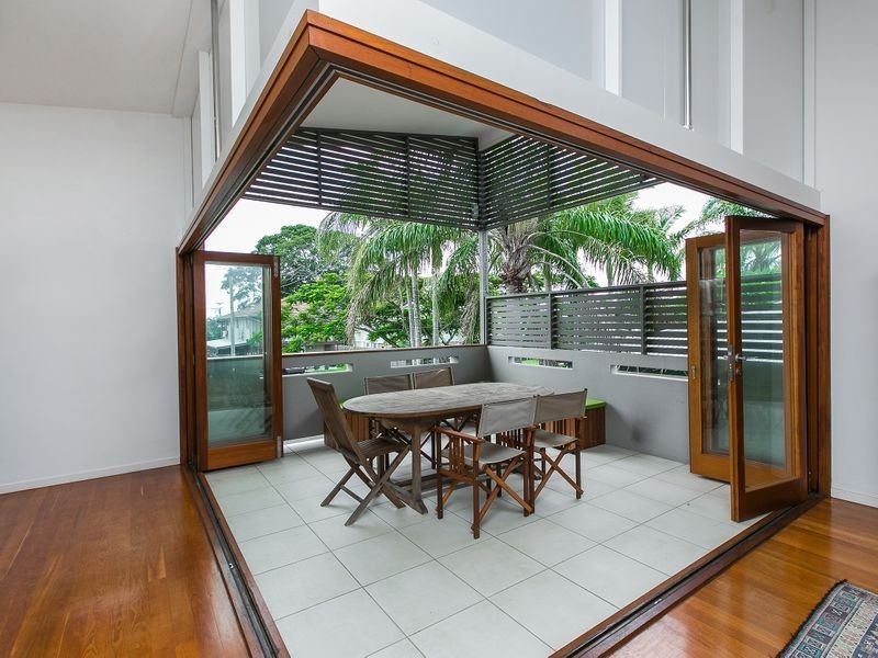 20 Orallo Street, Lota QLD 4179