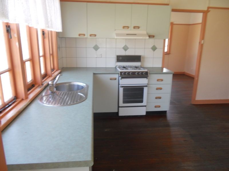 31 Villiers Street, Lota QLD 4179