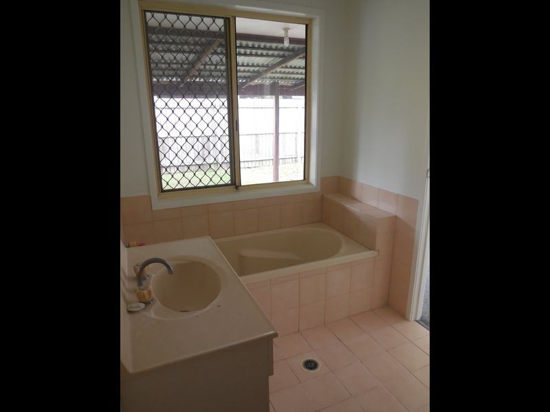 26 Timms Street, Loganlea QLD 4131