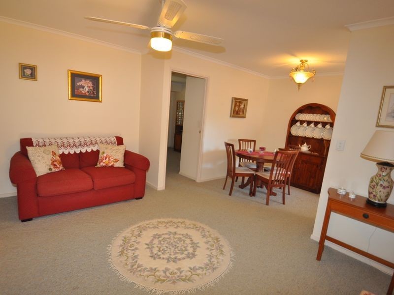 1/55 Emsworth Street, Wynnum QLD 4178