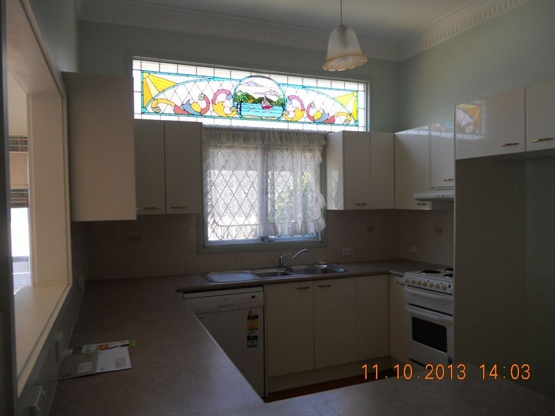 11 Brittannia Street, Manly QLD 4179