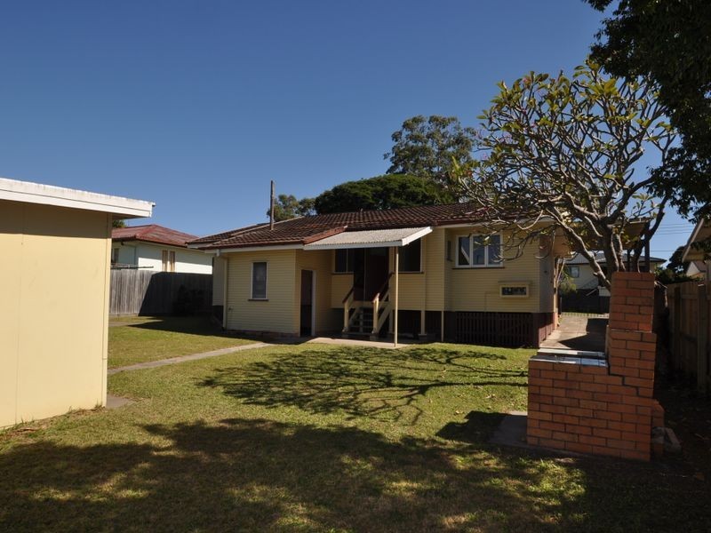 7 Cavanaugh Street, Wynnum West QLD 4178