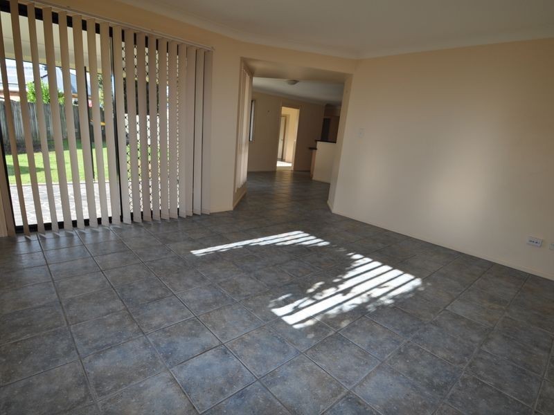 3 Parker Court, Wakerley QLD 4154