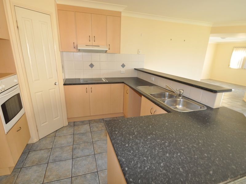 3 Parker Court, Wakerley QLD 4154