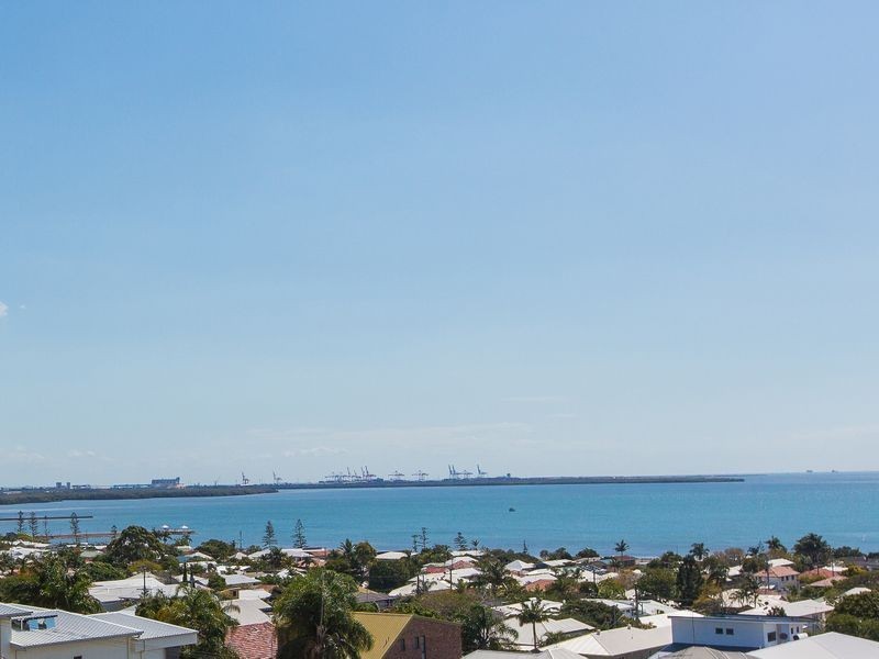 98 Carlton Terrace, Manly QLD 4179