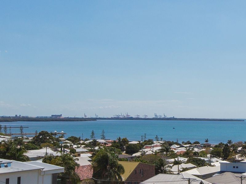 98 Carlton Terrace, Manly QLD 4179