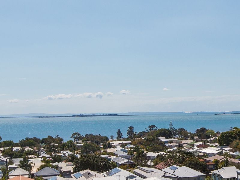 98 Carlton Terrace, Manly QLD 4179