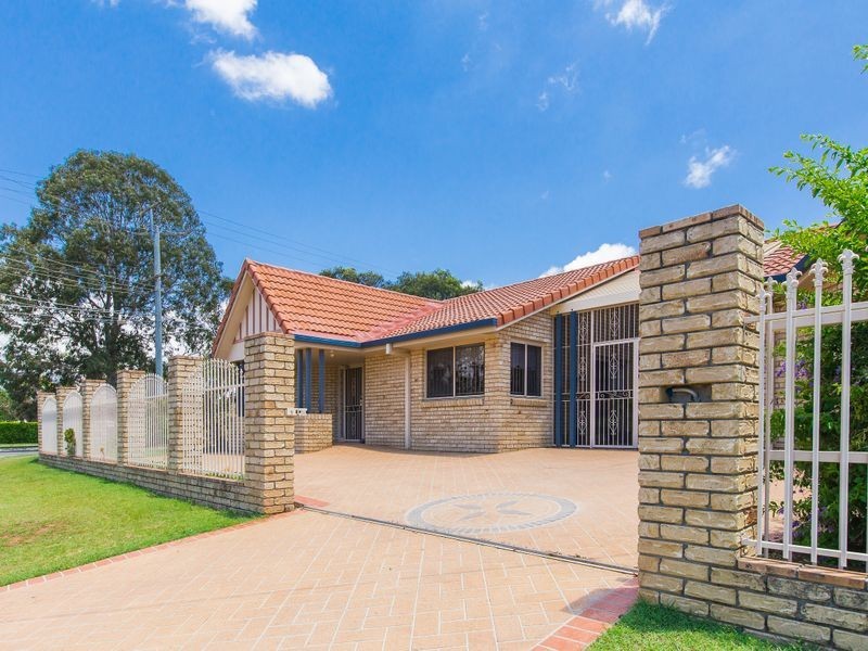 210 Randall Road, Wynnum West QLD 4178