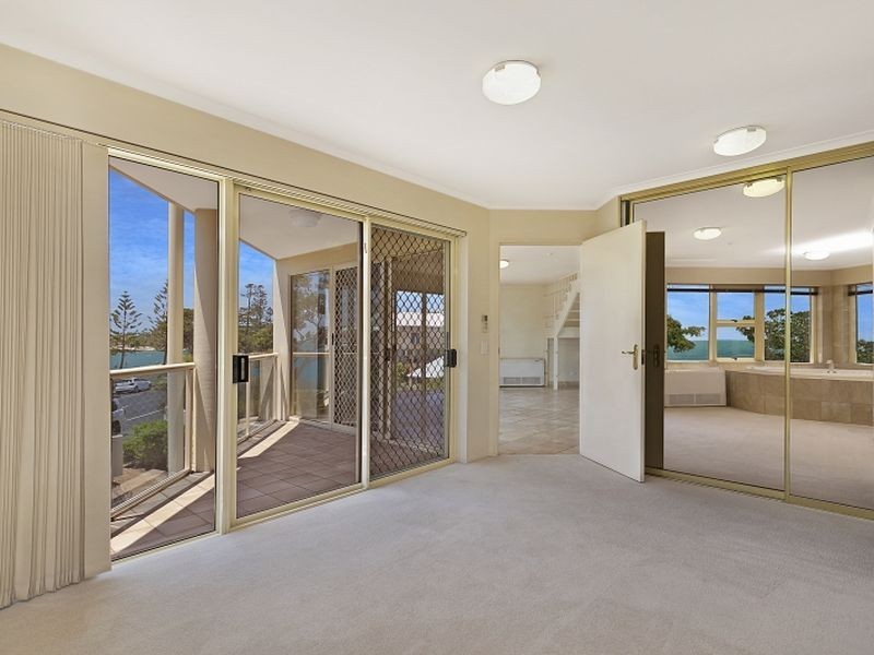 1/65 Waterloo Esplanade, Wynnum QLD 4178