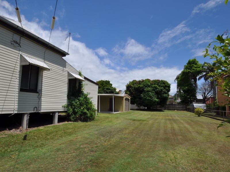 17 Charlotte Street, Wynnum QLD 4178