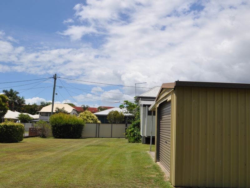 17 Charlotte Street, Wynnum QLD 4178