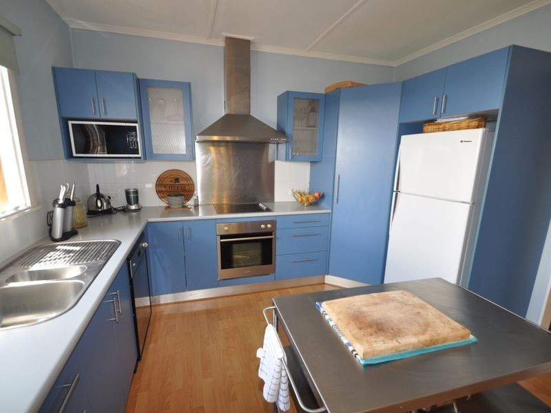 34 Haig Street, Wynnum West QLD 4178