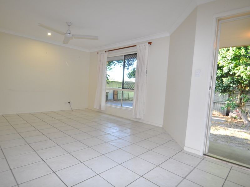 76 Sandycamp Road, Wynnum QLD 4178