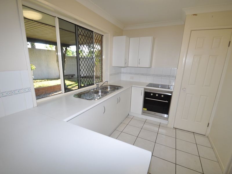 76 Sandycamp Road, Wynnum QLD 4178