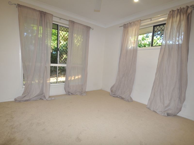 76 Sandycamp Road, Wynnum QLD 4178