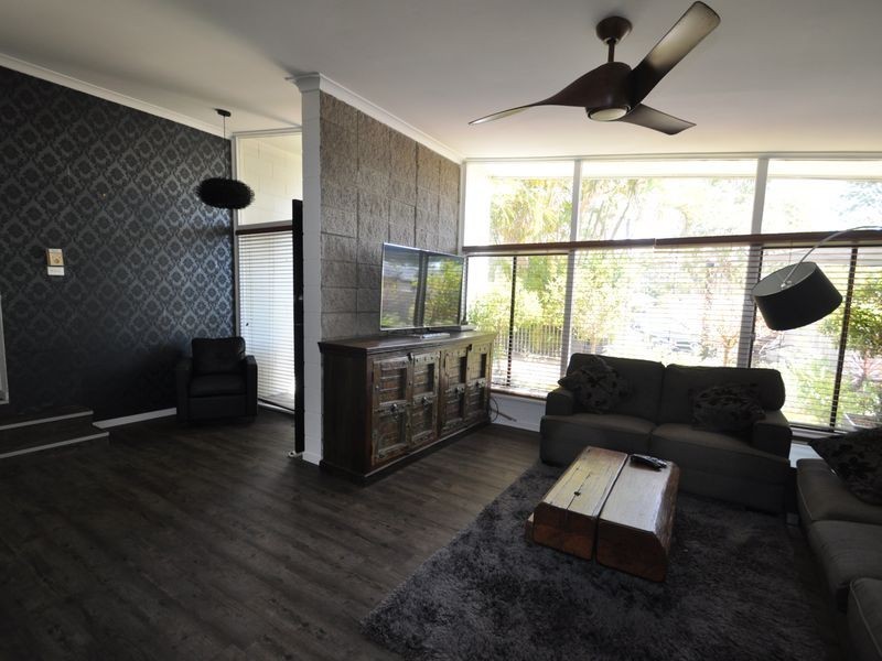 14 Coolcrest Street, Wynnum QLD 4178