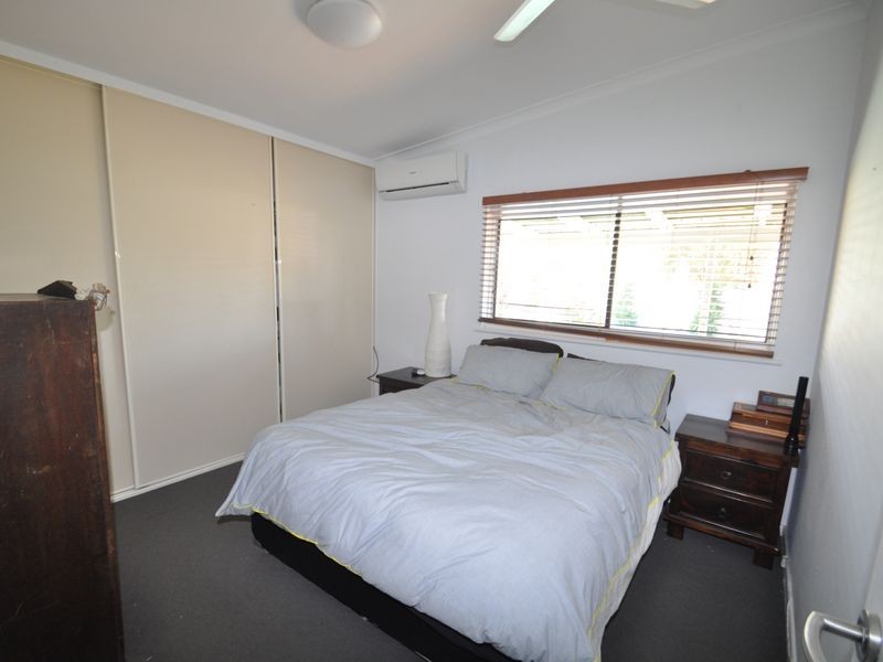 14 Coolcrest Street, Wynnum QLD 4178