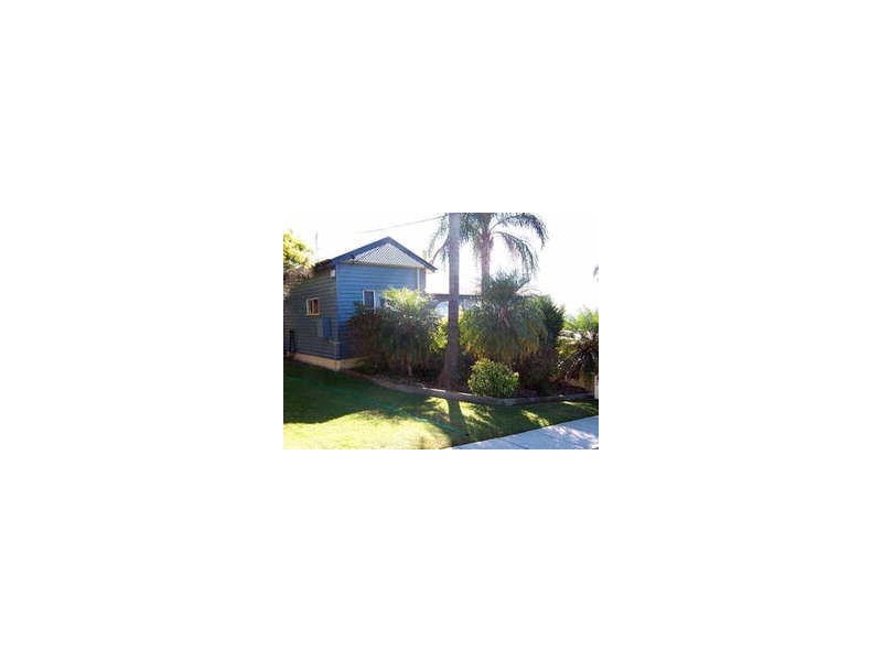 63 Alkoomie Street, Wynnum QLD 4178
