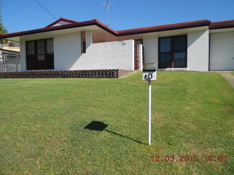 24 Brierty Street, Wynnum QLD 4178