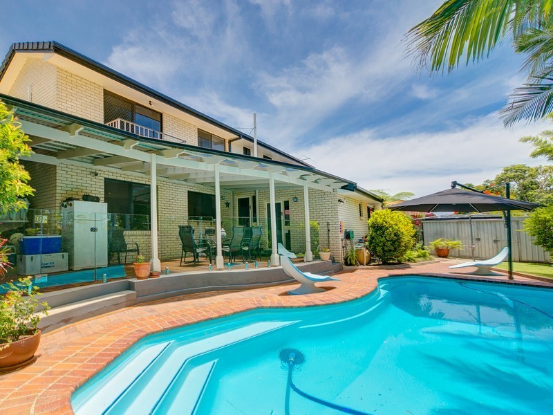 42 Luderick St, Manly West QLD 4179