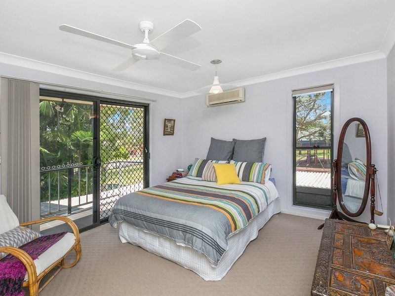 42 Luderick St, Manly West QLD 4179