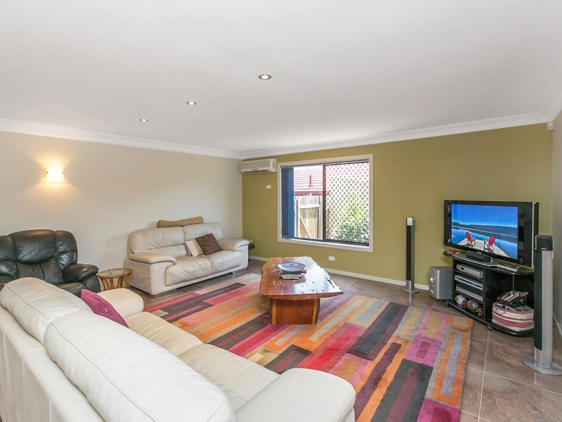 42 Luderick St, Manly West QLD 4179