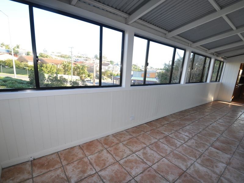 45 Benalla Street, Manly QLD 4179