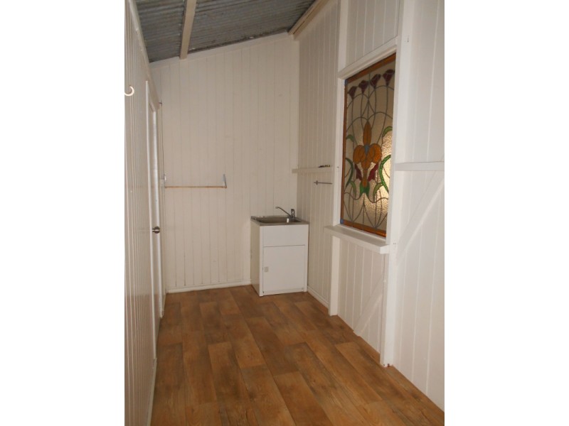 45 Benalla Street, Manly QLD 4179