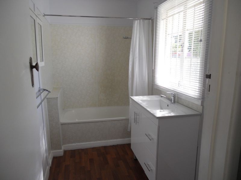 41 Seabreeze Rd, Manly West QLD 4179