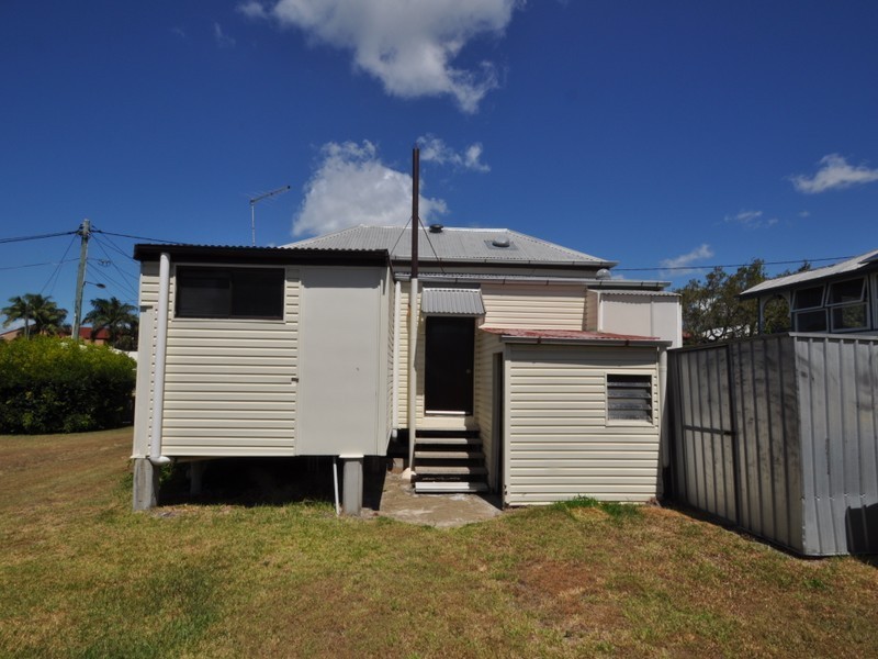 17 Charlotte Street, Wynnum QLD 4178