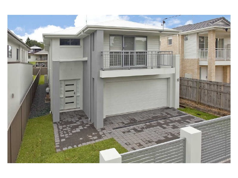 12 Wassell Street, Wynnum QLD 4178