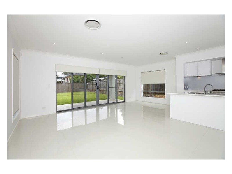 12 Wassell Street, Wynnum QLD 4178