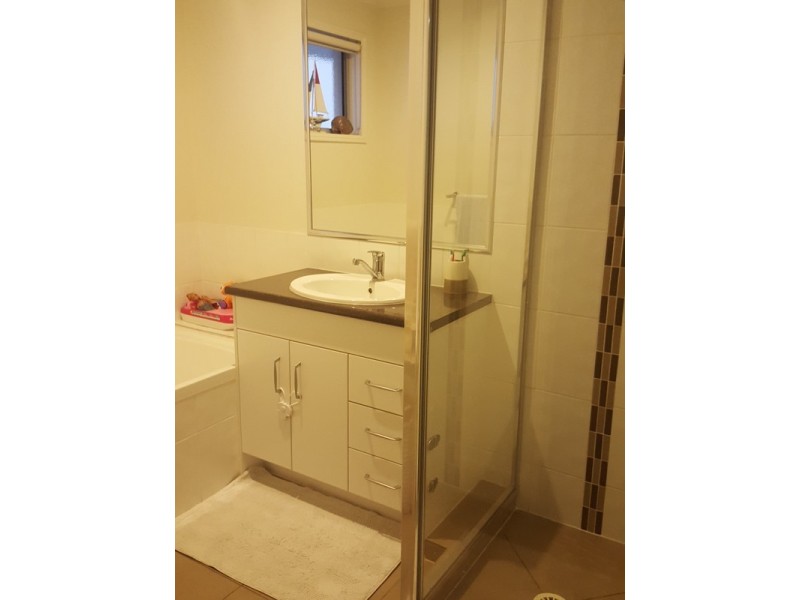 108 Hindes Street, Lota QLD 4179