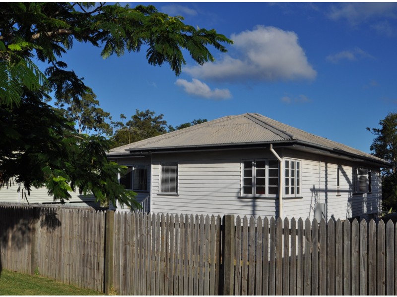 34 Britannia St, Manly QLD 4179