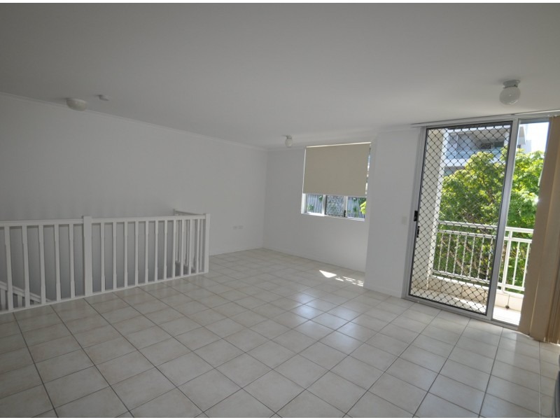 11/89 Bay Terrace, Wynnum QLD 4178