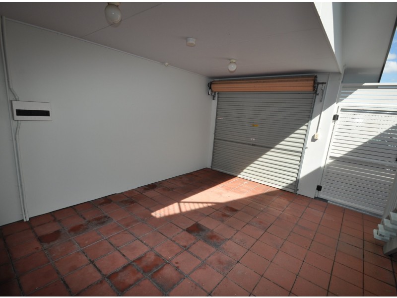 11/89 Bay Terrace, Wynnum QLD 4178