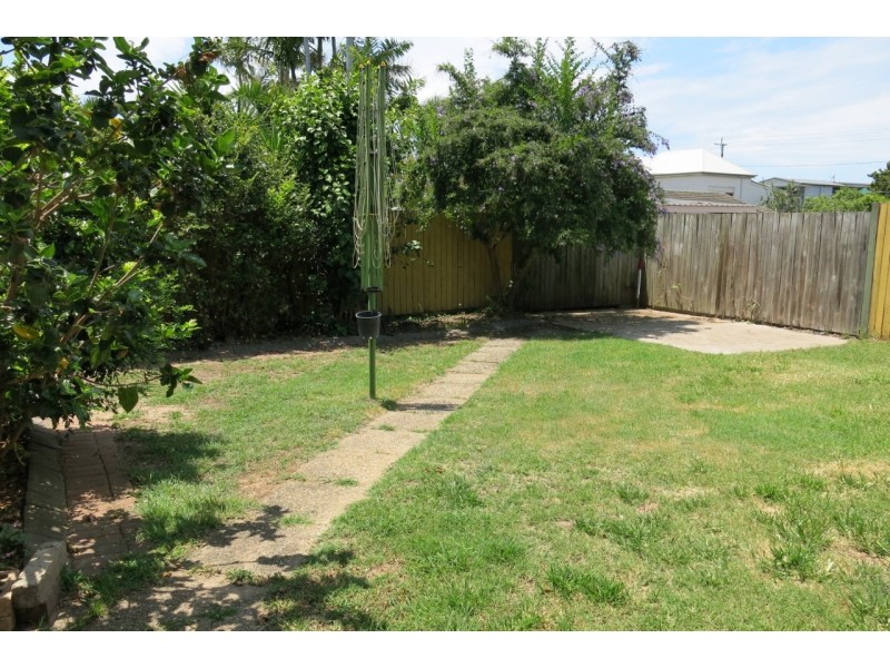 19 Akonna Street, Wynnum QLD 4178