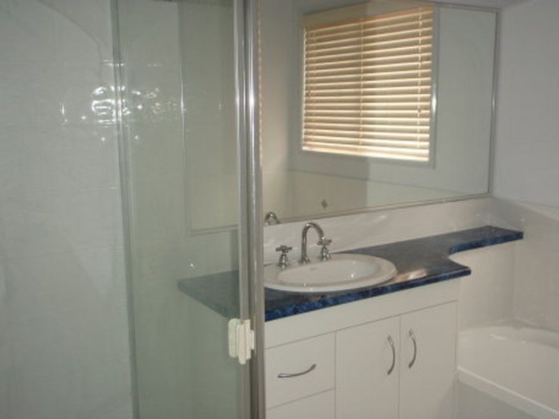 93 Whites Road, Manly QLD 4179