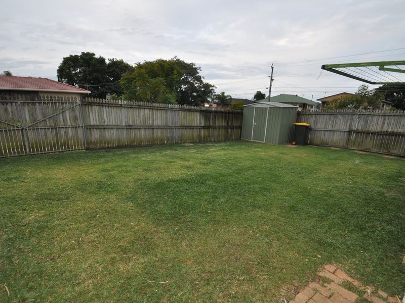 33 Gateway Street, Wynnum West QLD 4178