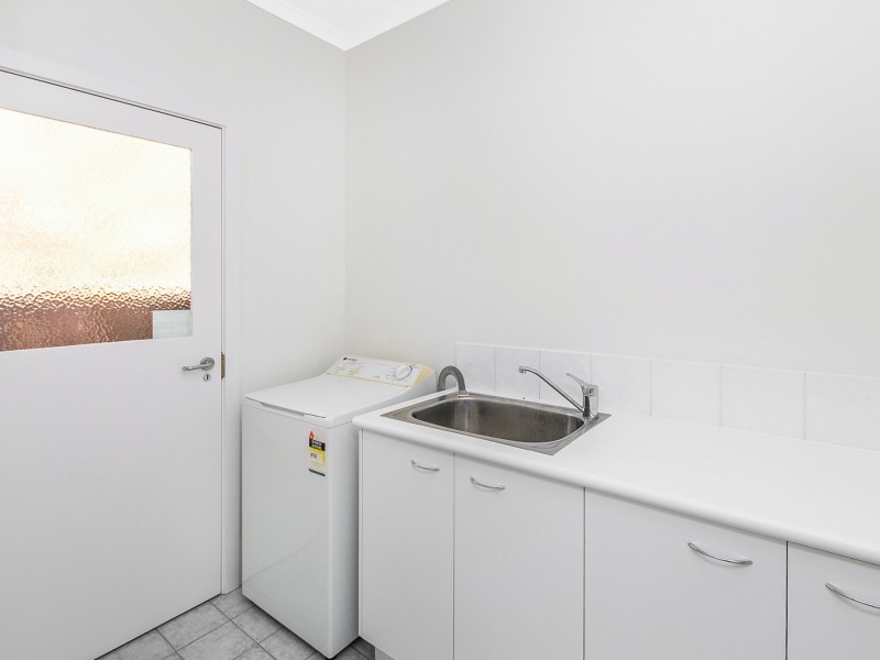 38 Cedar Street, Wynnum QLD 4178