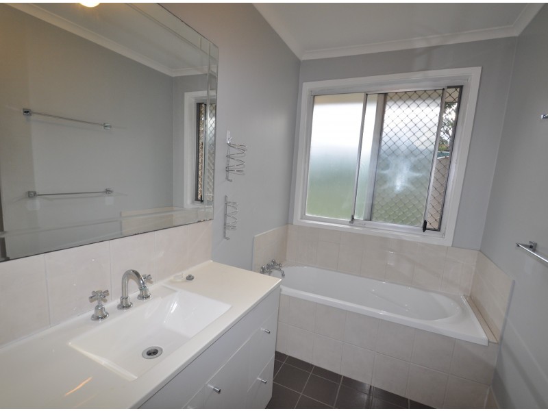 27 Blarney Road, Capalaba QLD 4157